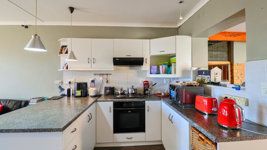 3 Bedroom Property for Sale in Heiderand Western Cape